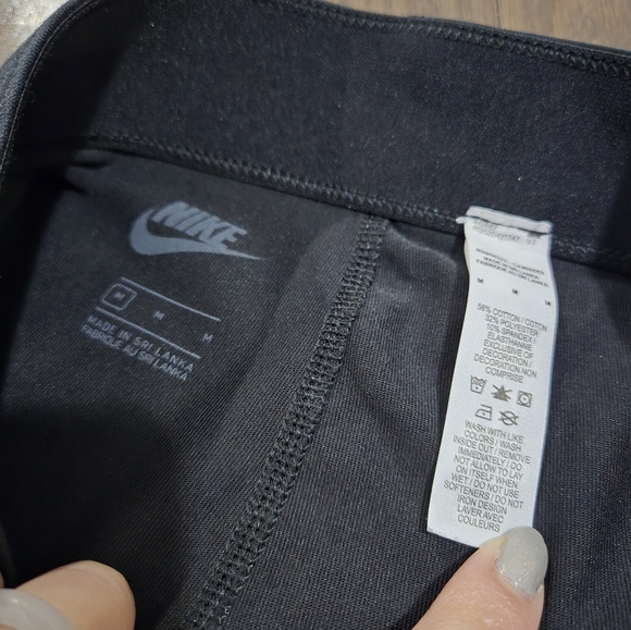 Nike Black Leggings Size Medium Womens - Picture 3 of 6